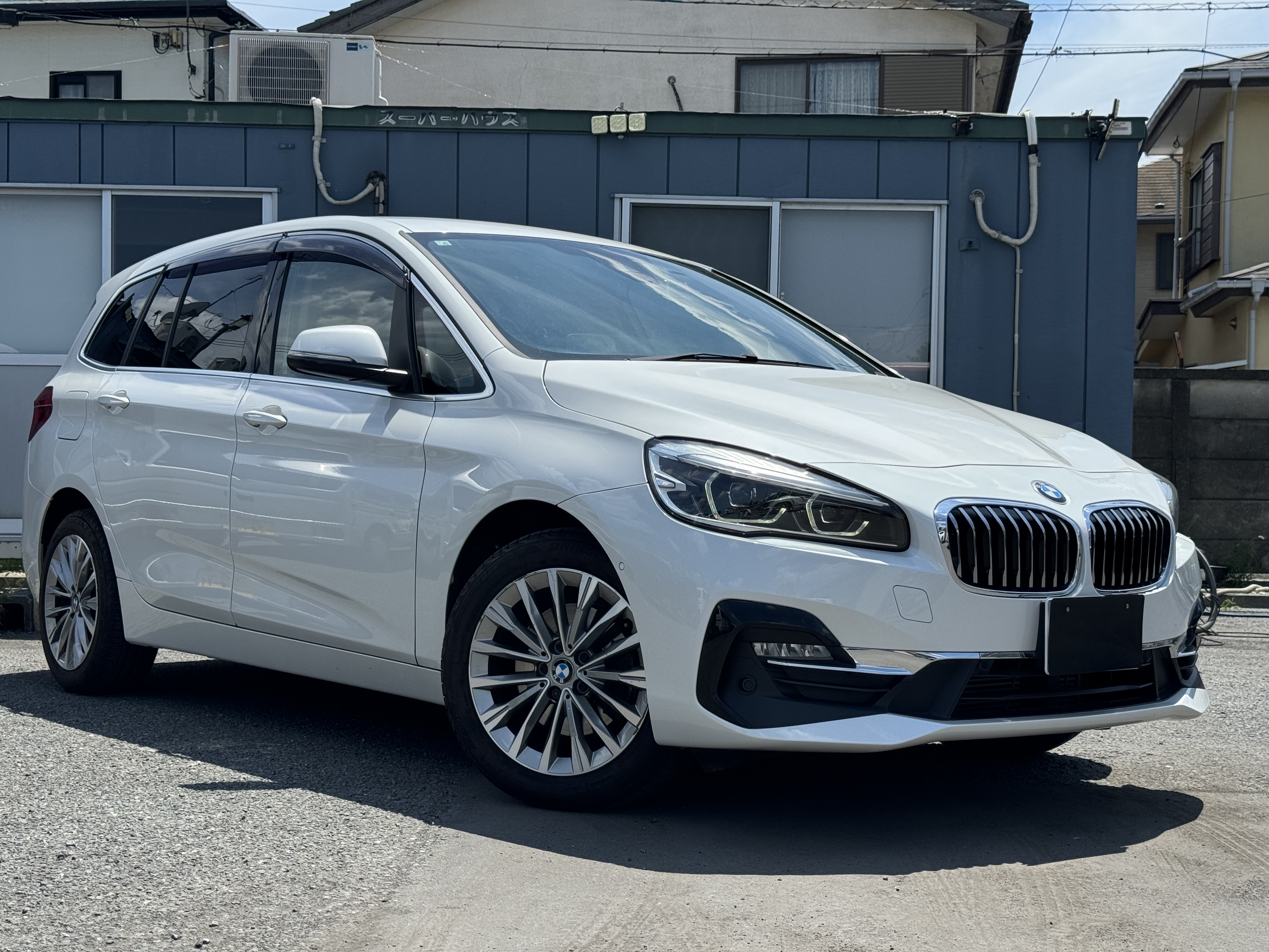 ＢＭＷ 2シリーズグランツアラー 218i ラグジュアリー DCT
